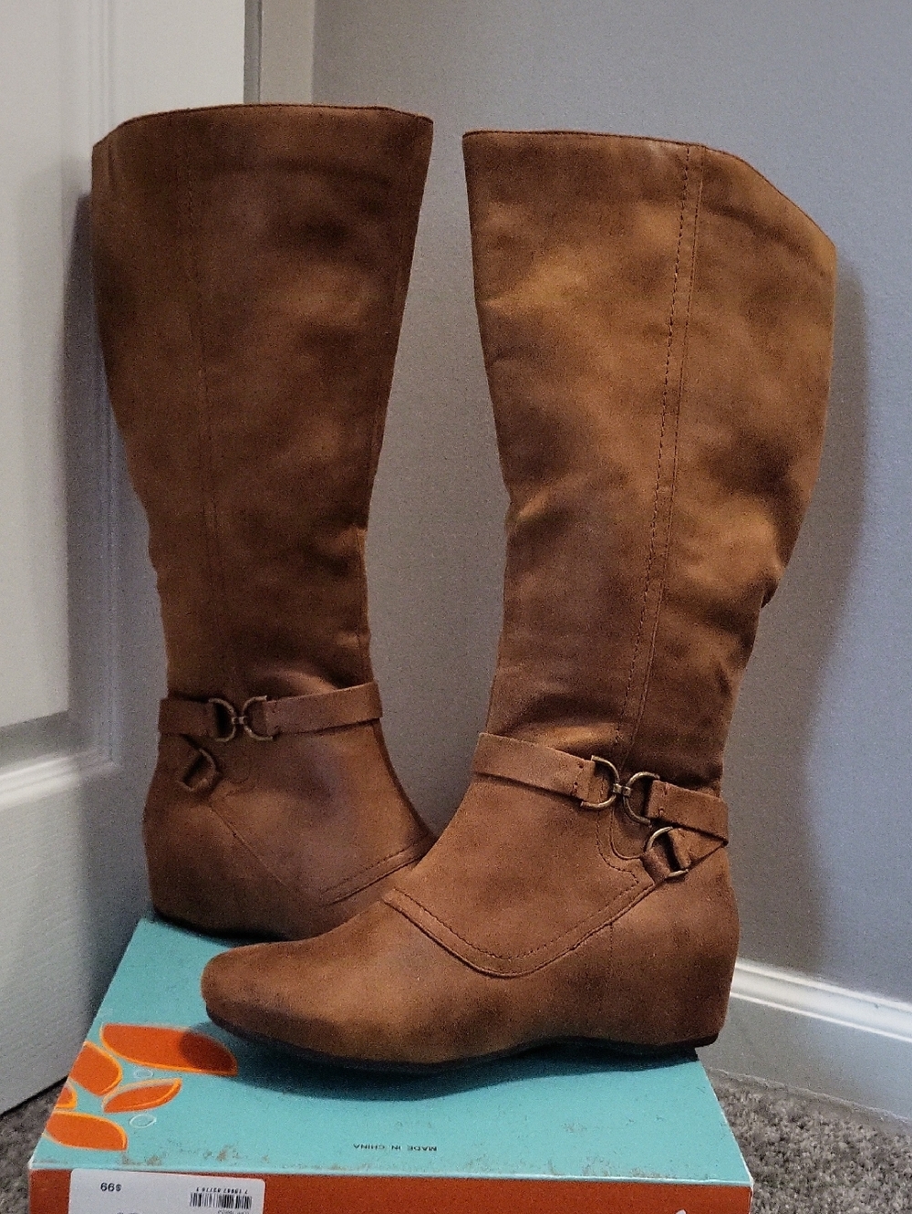 Yuu-Women's Wide-calf-Tall Wedge Boots in Brown